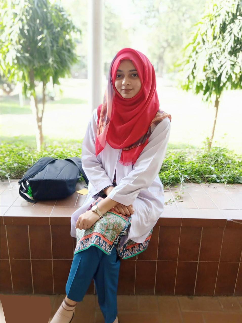 1,000 Higher Education Scholarships